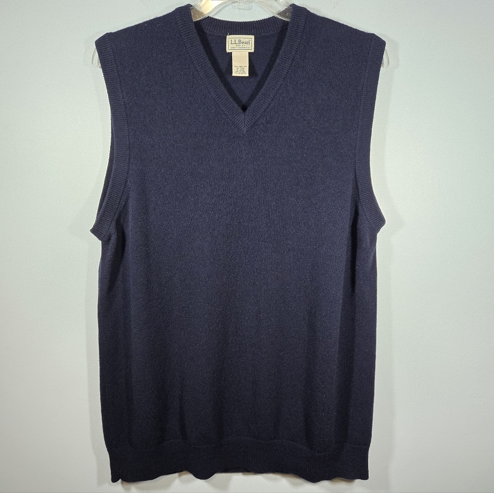 LL Bean Men’s Navy Lambswool Sweater Vest XL Tall Classic Knit Pullover‎